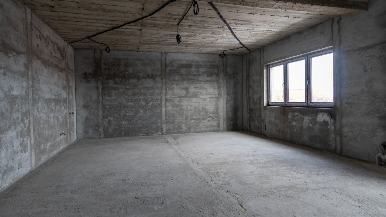 Vila Duplex spatioasa si bine compartimentata in Glina