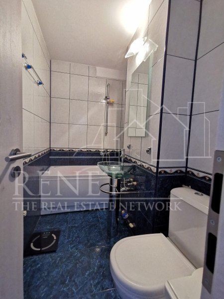 Apartament Central, bloc Casa Cartii