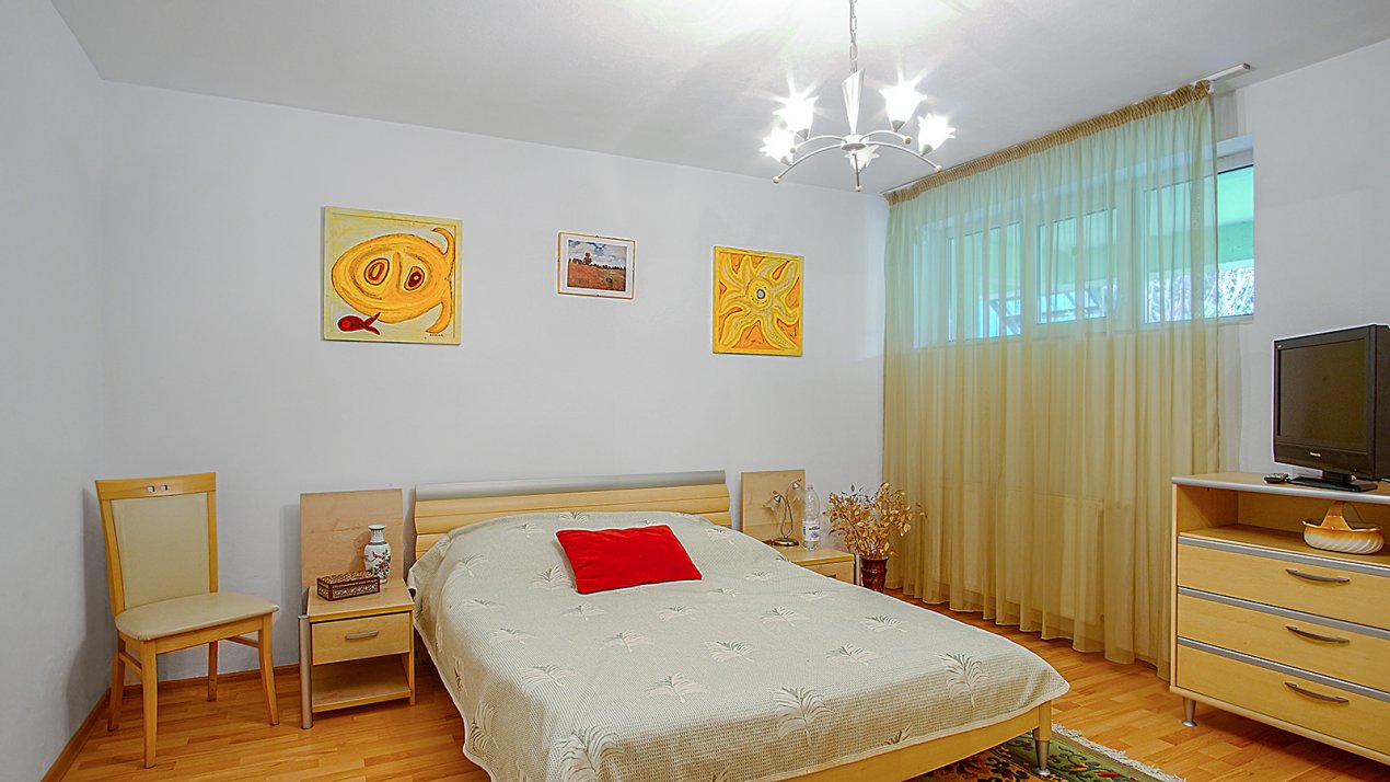 Vila cu panouri solare