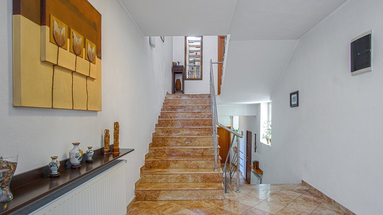Vila cu panouri solare