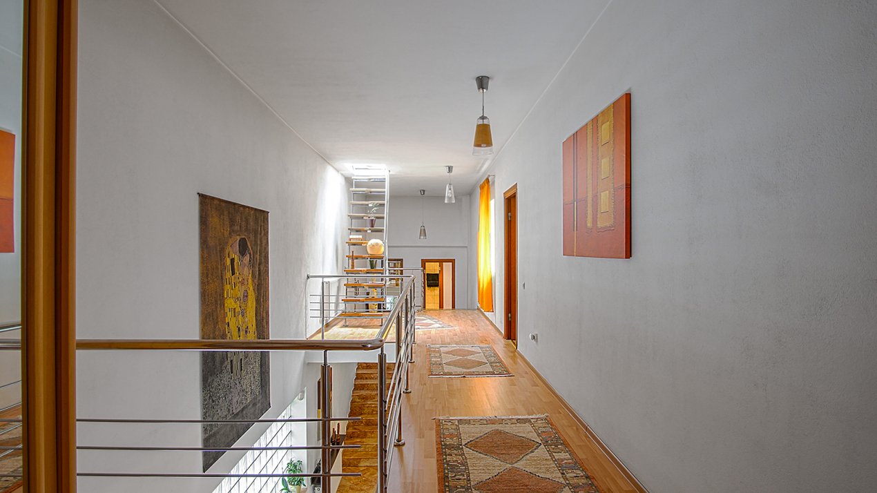 Vila cu panouri solare