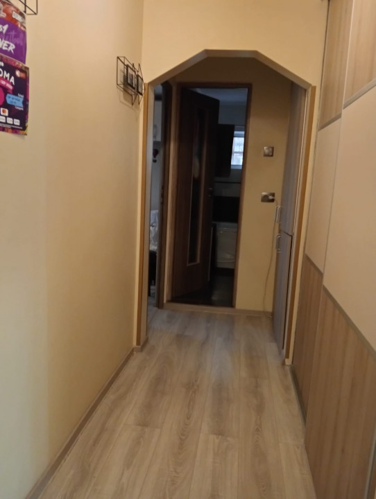 MEGA OCAZIE SE VINDE APARTAMENT DE 5 CAMERE IN ZONA TINERETULUI