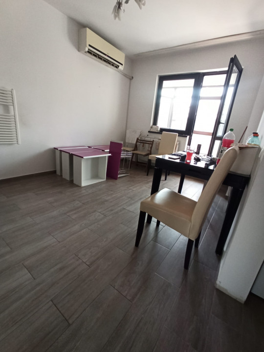 APARTAMENT DECOMANDAT 2 CAMERE DE VANZARE IN APROPIERE DE GRAD ARENA 