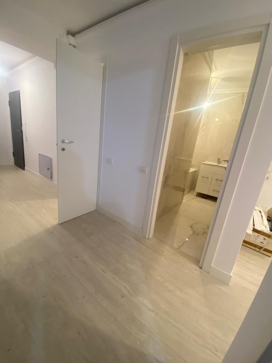 SUPER OCAZIE SE VINDE APARTAMENT 3 CAMERE SPATIOS IN ZONA IANCU + LOC DE PARCARE