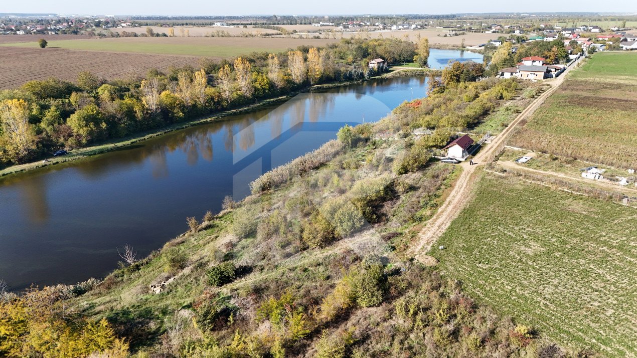 Teren intravilan cu deschidere la lac | Ganeasa | 681 mp 