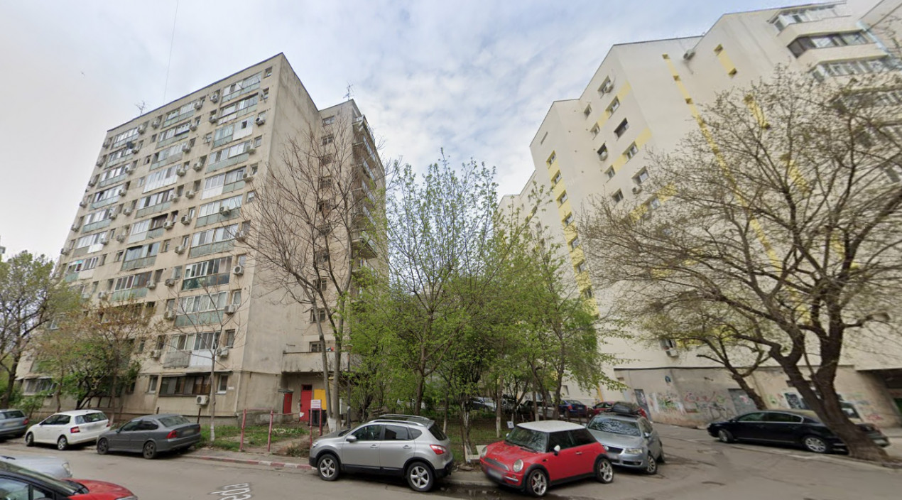 SUPER OCAZIE SE VINDE GARSONIERA SPATIOASA 31 MP LANGA METROU OBOR ZONA CENTRALA