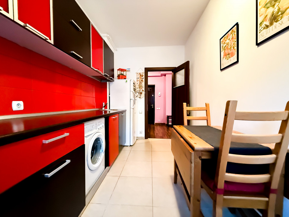 Apartament 2 camere langa metrou - 1 Decembrie. Bloc nou, centrala.