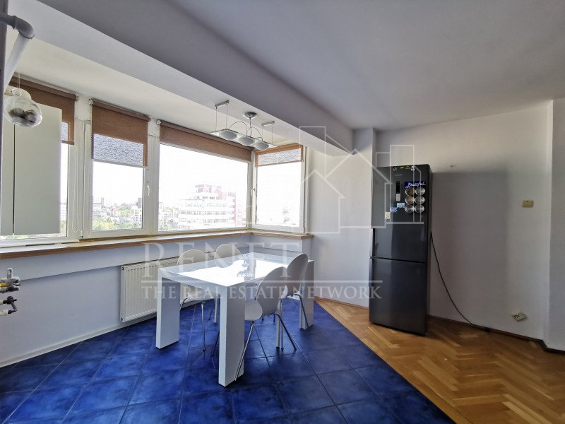 Apartament UltraCentral, bloc Casa Cartii