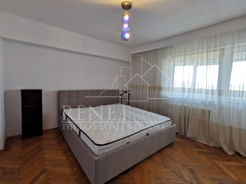 Apartament UltraCentral, bloc Casa Cartii