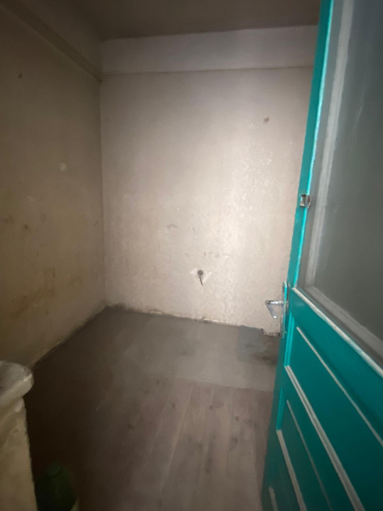 VAND APARTAMENT 4 CAMERE 112MP LA GARA DE NORD LANGA METROU 