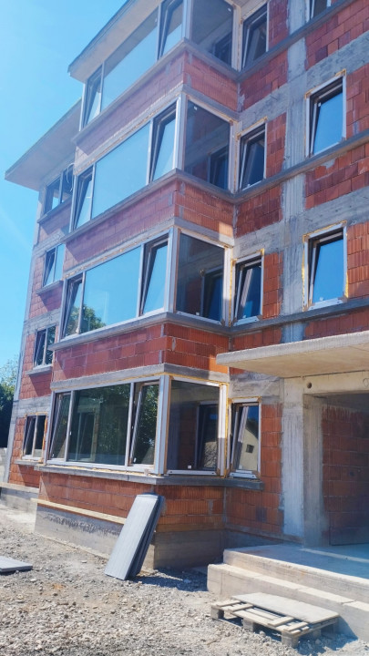 Vând apartament 3 camere, bloc nou, finisaje premium, Sector 3 – Sălăjan