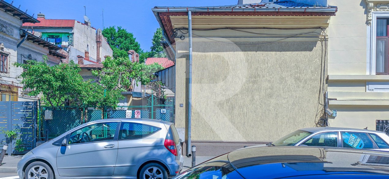 Casa in vecinatatea Guvernului