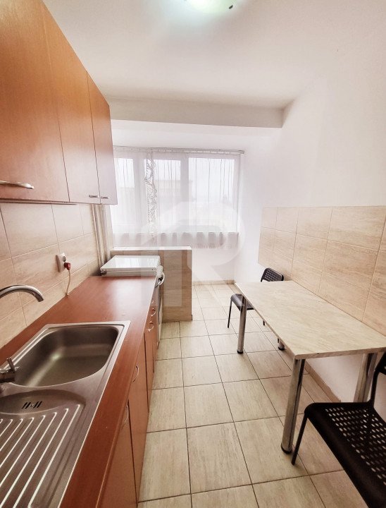 Închiriez apartament 2 camere, Bulevardul Nicolae Bălcescu – metrou Universitate