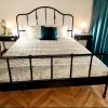 Garsoniera renovata- complet mobilata si utilata - prima inchiriere - 