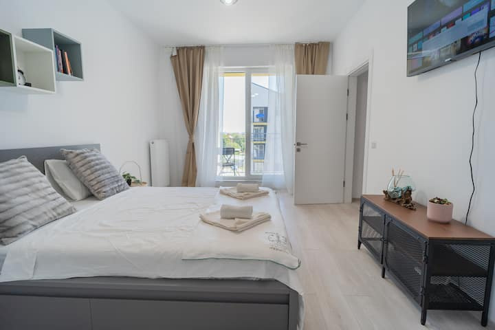 Complet mobilata si utilata  - loc parcare - Airbnb recenzii 5*