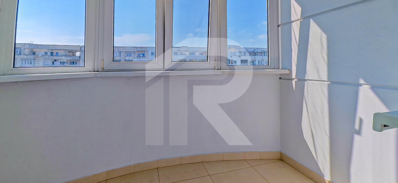Piata Alba Iulia 3 camere chirie