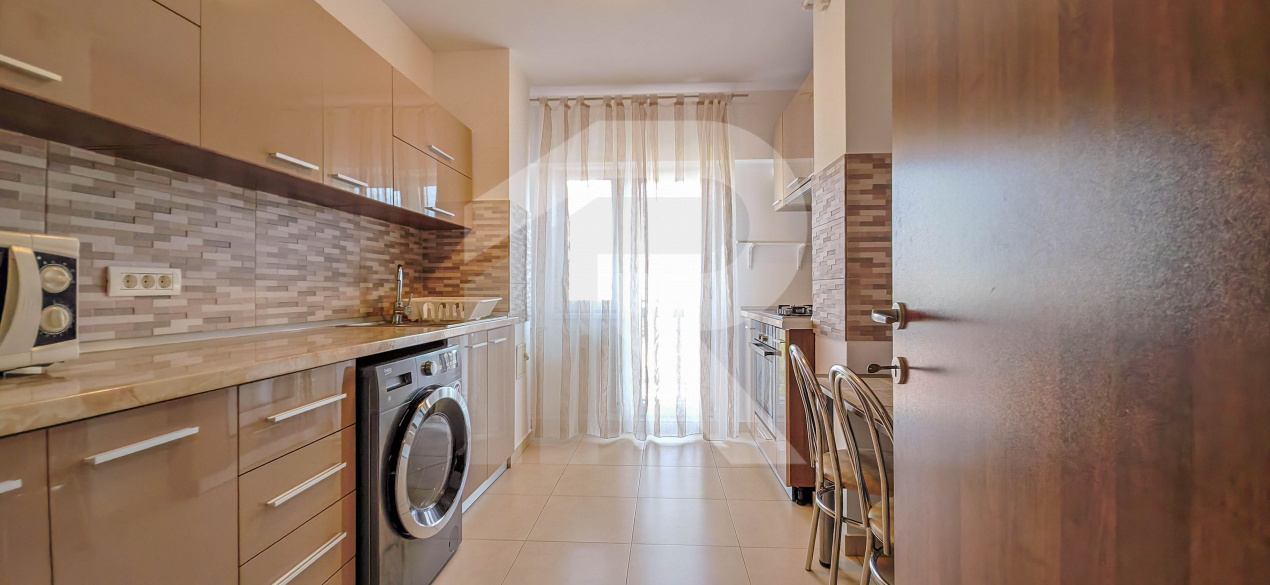 Piata Alba Iulia 3 camere chirie