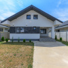 Vila noua, 5 dormitoare, 3 bai, teren 380 mp. Pret excelent