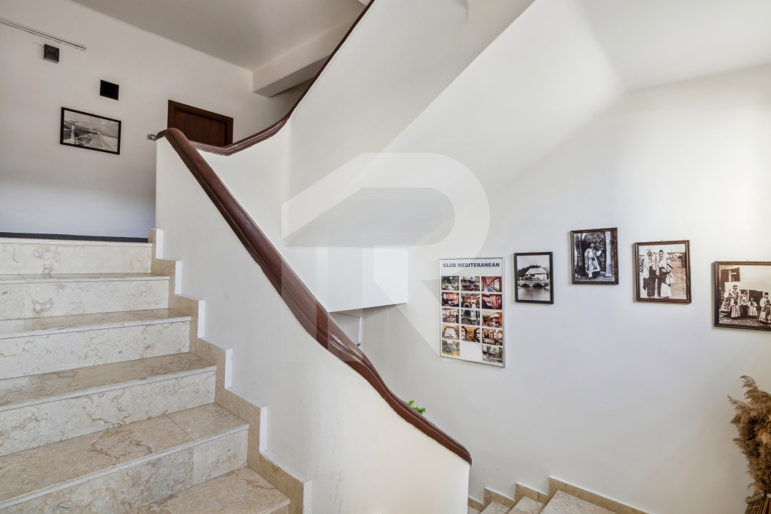 MAMAIA – COMPLEX HOTELIER 300 CAMERE - MERCUR - MINERVA, 18.000 MPC!