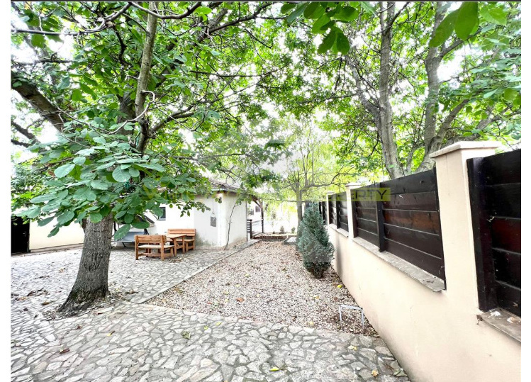 Reprezentare Exclusiva_LA CHEIE Vila moderna CU PISCINA