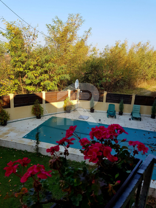 Reprezentare Exclusiva_LA CHEIE Vila moderna CU PISCINA
