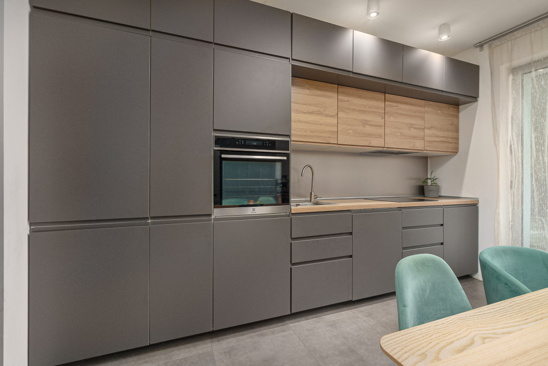 BANEASA - STRADA GARLEI, VILA MODERNA 200 MP TOTAL, LOT 650 MP, LA CHEIE!