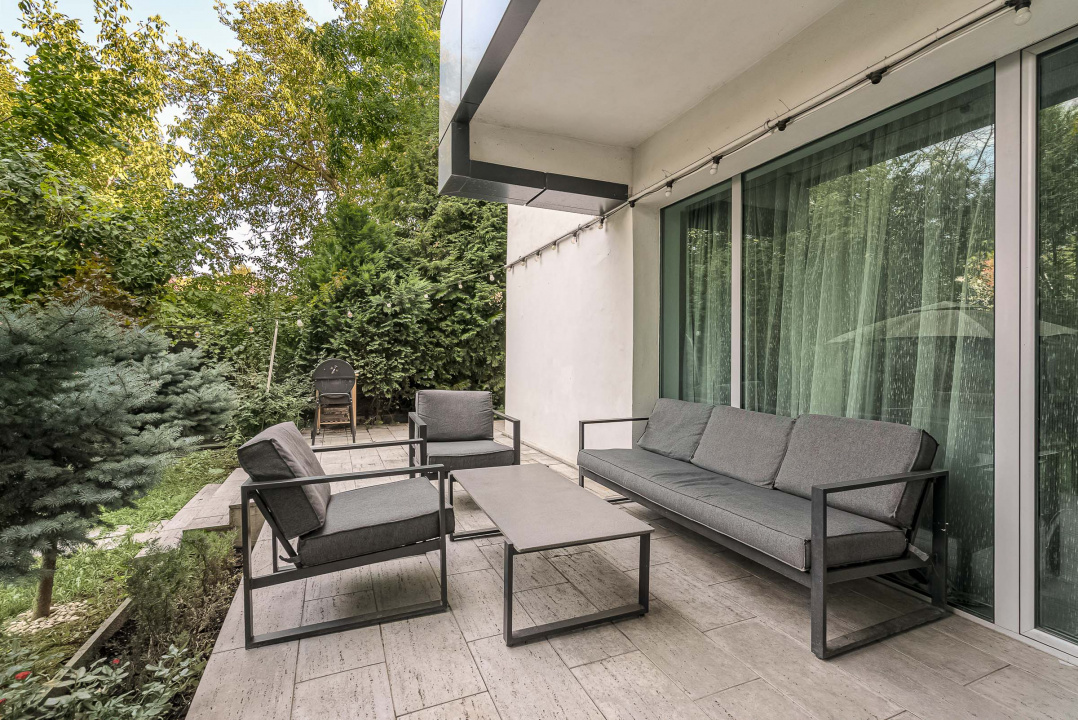 BANEASA - STRADA GARLEI, VILA MODERNA 200 MP TOTAL, LOT 650 MP, LA CHEIE!
