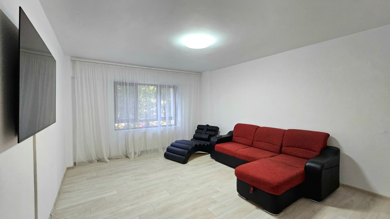 3 Camere Decomandat cu Centrala Proprie 