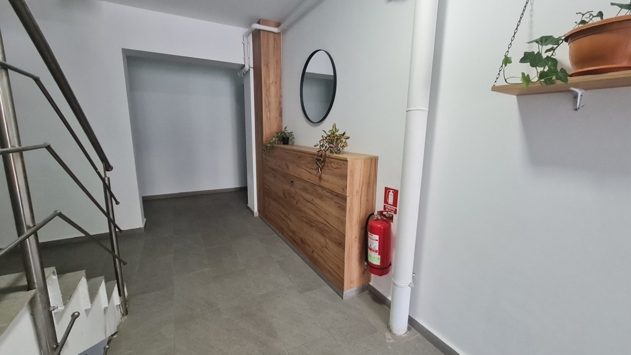Apartament 2 camere decomandat 89mp Theodor Pallady
