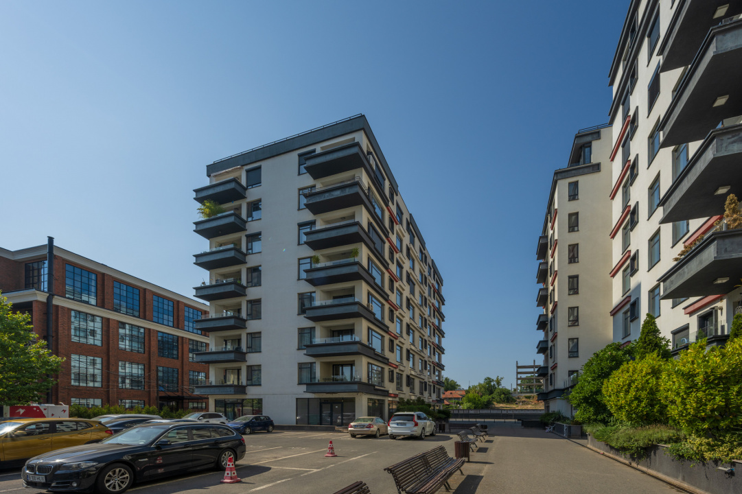 Floreasca, Laguna Residence, Vedere Lac,  Loc de parcare subteran !