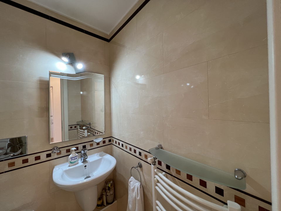 Apartament Unirii - 2 camere 78 mp. Transformat din 3 camere. 