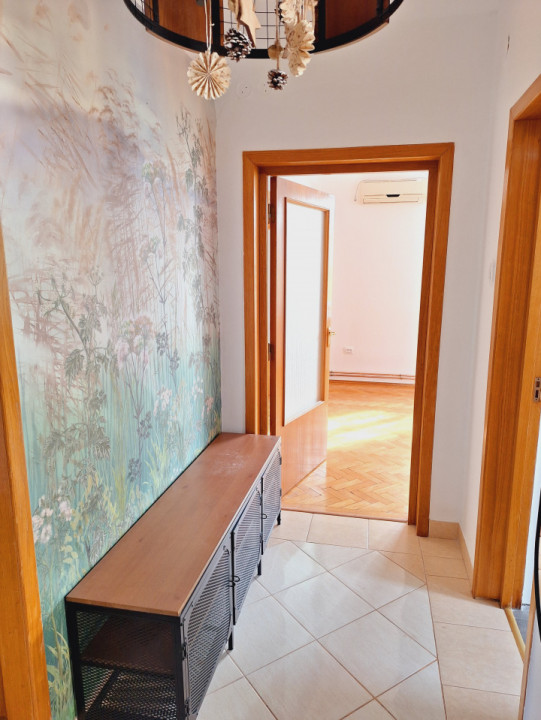 Inchiriere Apartament 3 Camere Marriott - 13 Sept. Catedrala Mântuirii Neamului