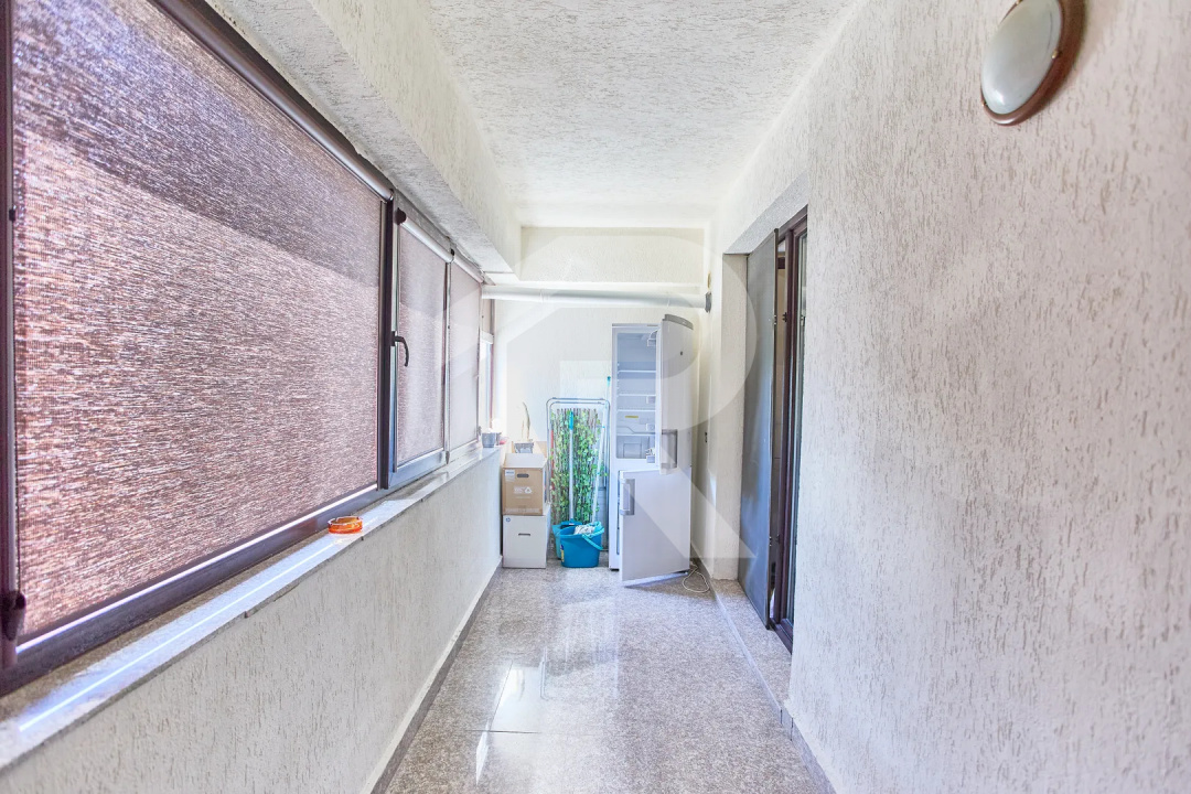 DAMAROAIA – CORALILOR RESIDENCE, 2 CAMERE + PARCARE SUBTERANĂ, 71 MP TOTAL!