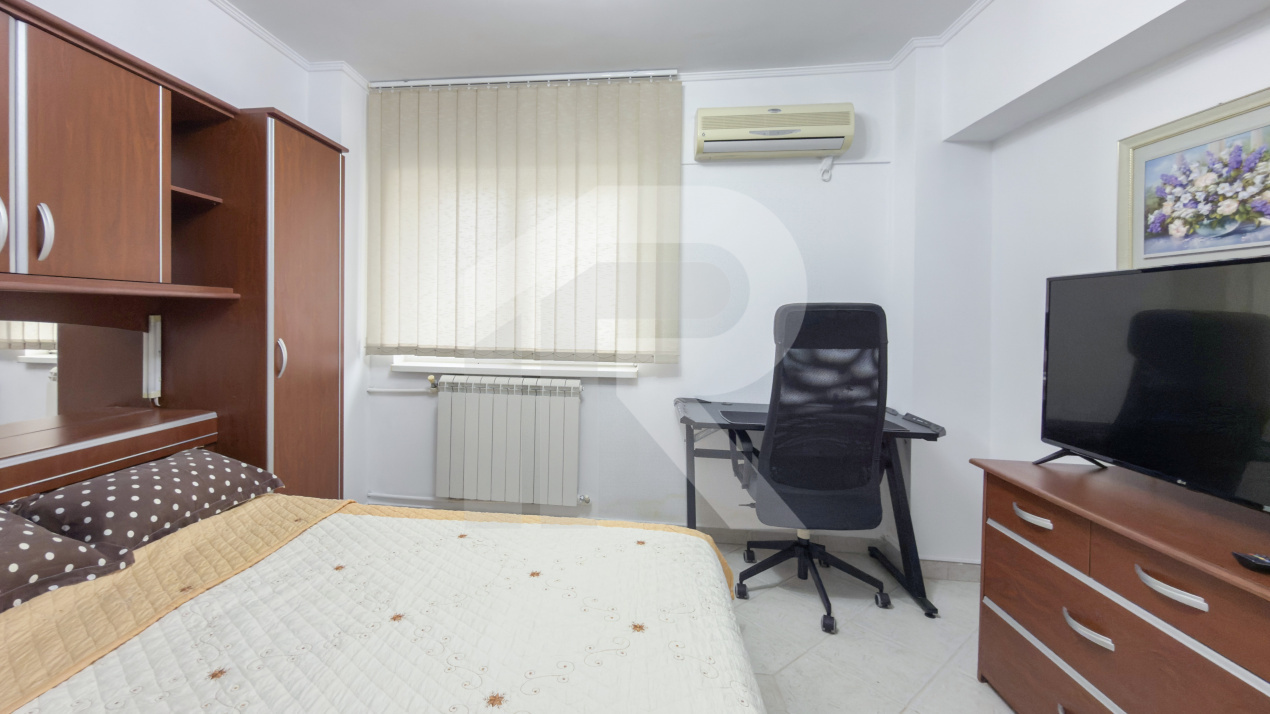 Vânzare apartament 3 camere – Ultracentral, Bloc Scala, Bd. Magheru