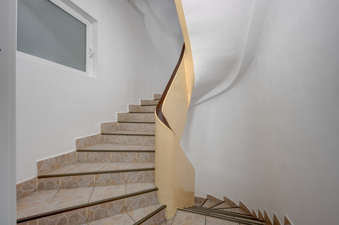 COTROCENI - ANA DAVILA, APARTAMENT IN VILA 120 MP, ETAJ 2!