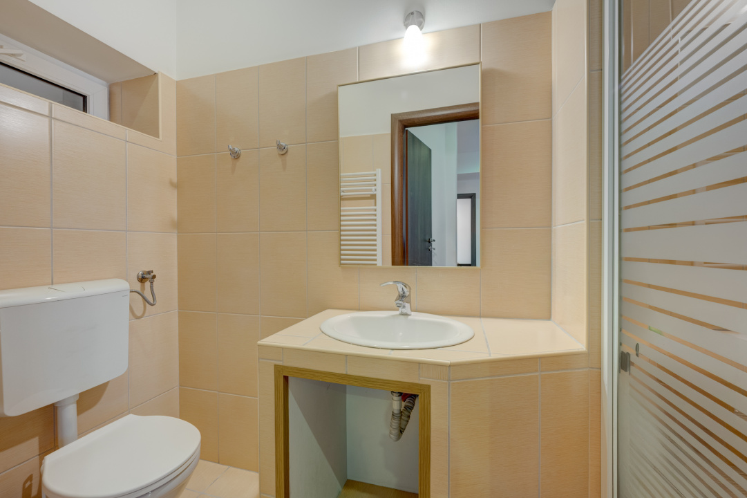 COTROCENI - ANA DAVILA, APARTAMENT IN VILA 120 MP, ETAJ 2!