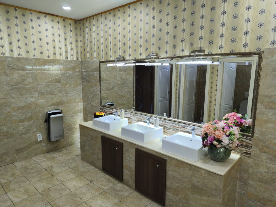 Spațiu evenimente tip ballroom, 440 mp + 1000 mp parcare privata