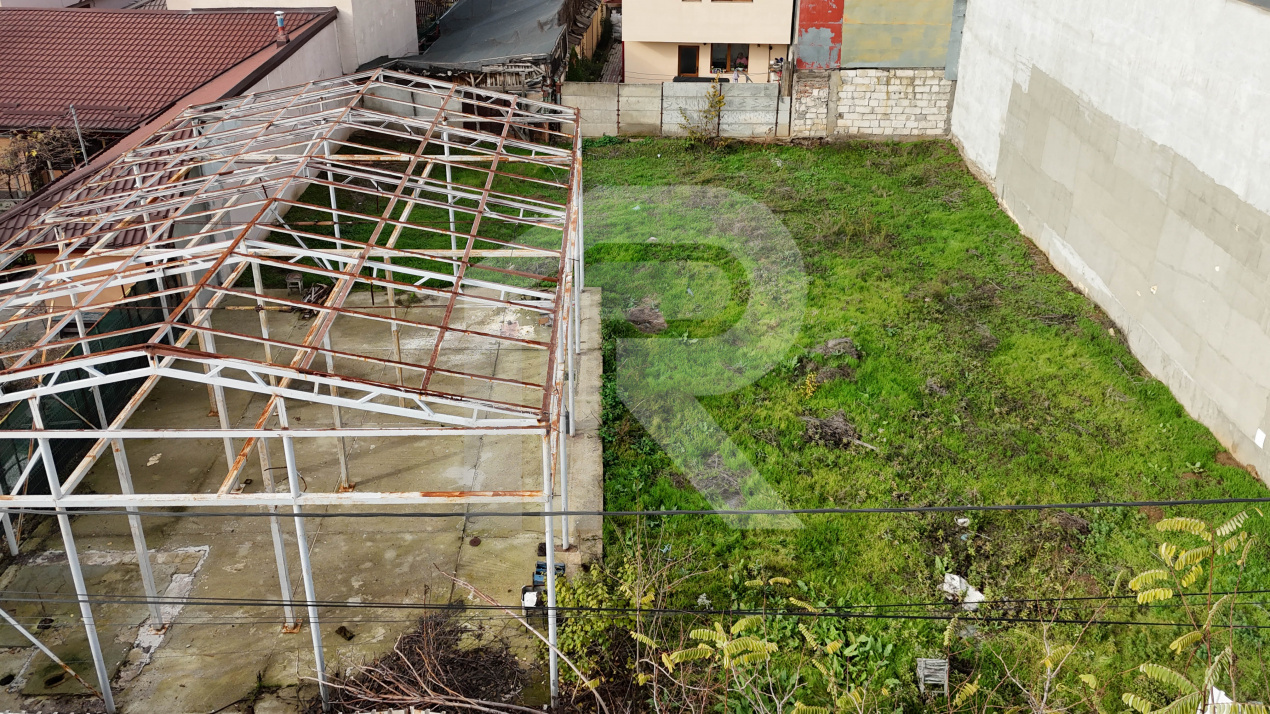 Teren constructie Luica