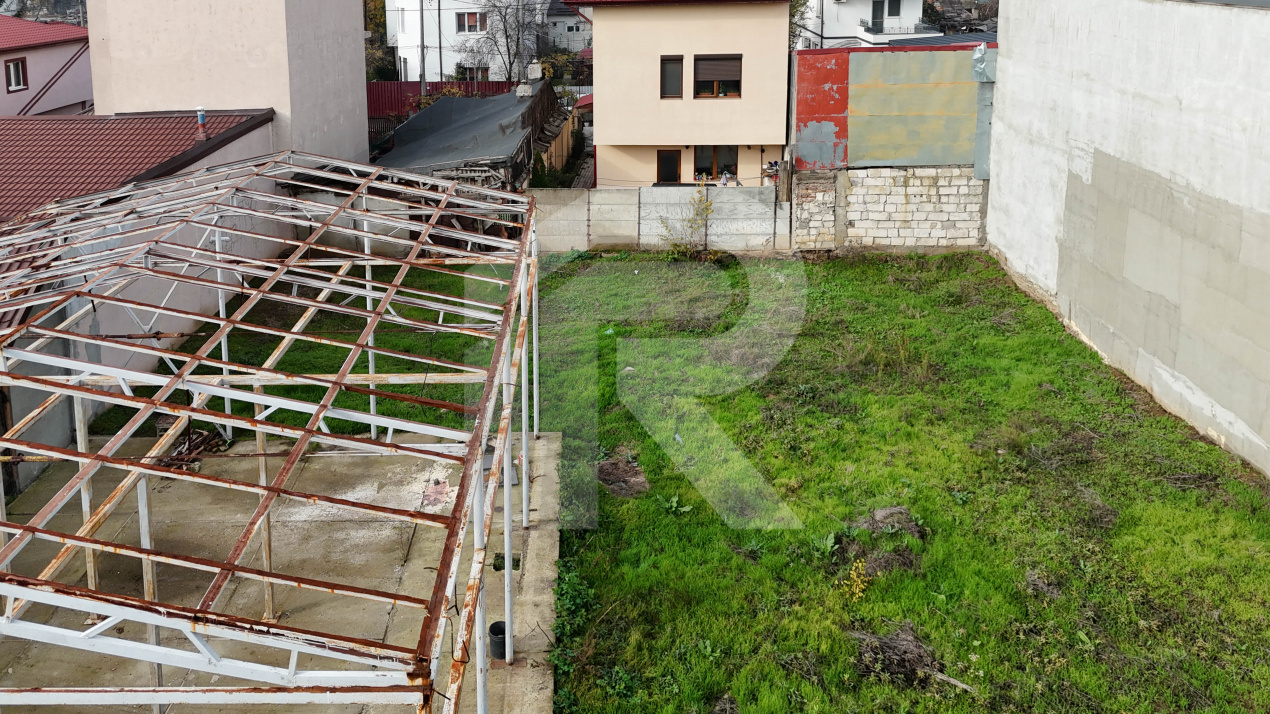 Teren constructie Luica