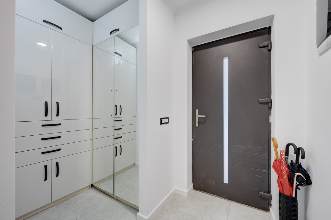 Vila cu piscina - Drumul Taberei - Prelungirea Ghencea - str Maracineni 