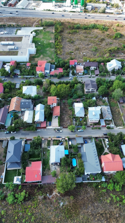 Straulesti, Kaufland. Lot de casa 400 mp.