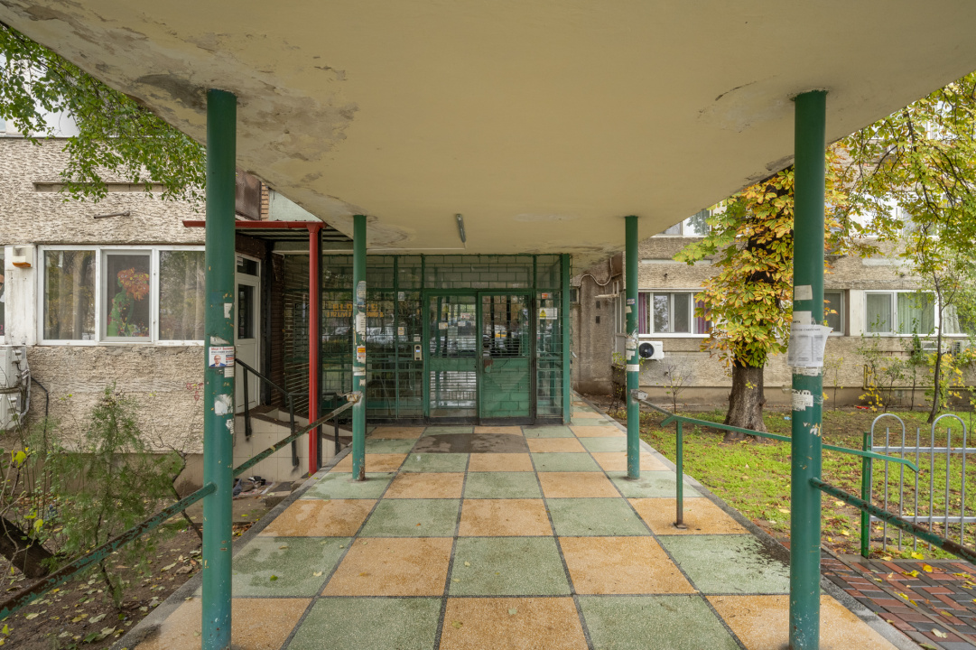 LIVIU REBREANU - PARK LAKE, GARSONIERA 30 MP, PANORAMA! 