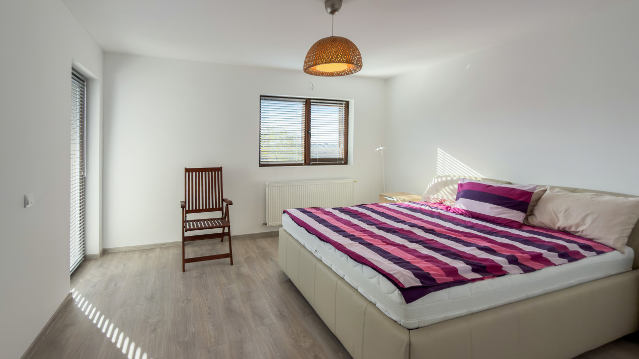 Vila vanzare Sabareni , teren 1876 mp