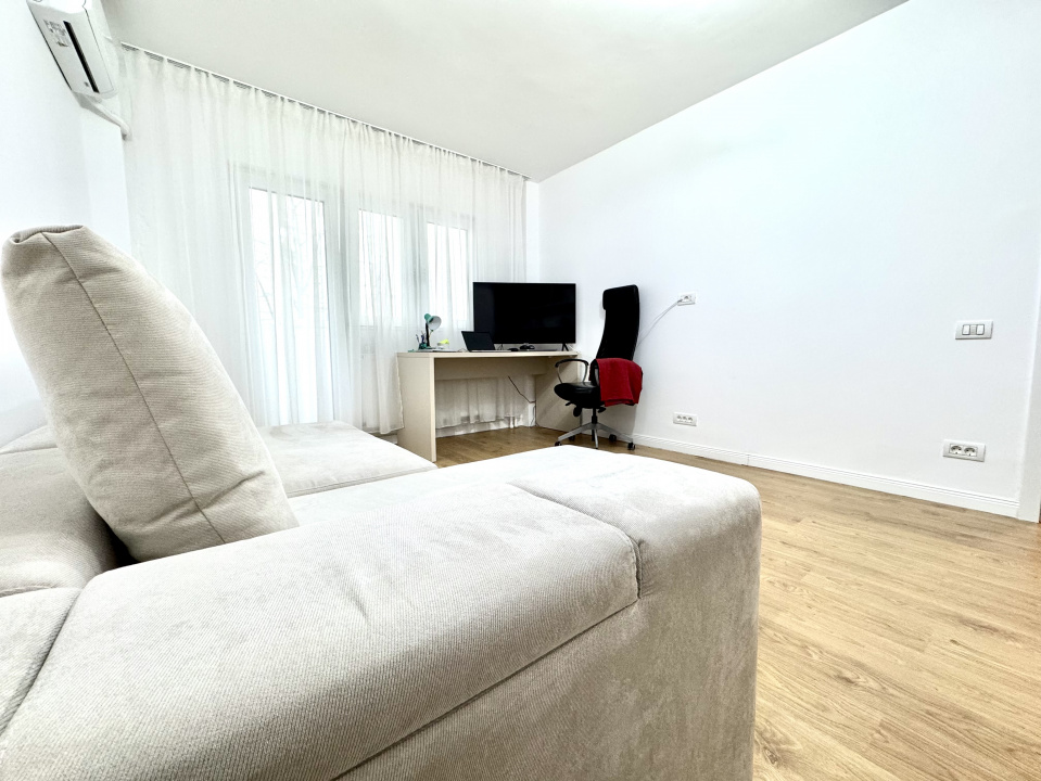 Apartament 2 camere nou revonat-Mega Mall