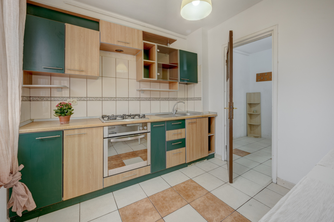 Apartament 3 camere Colentina stradal