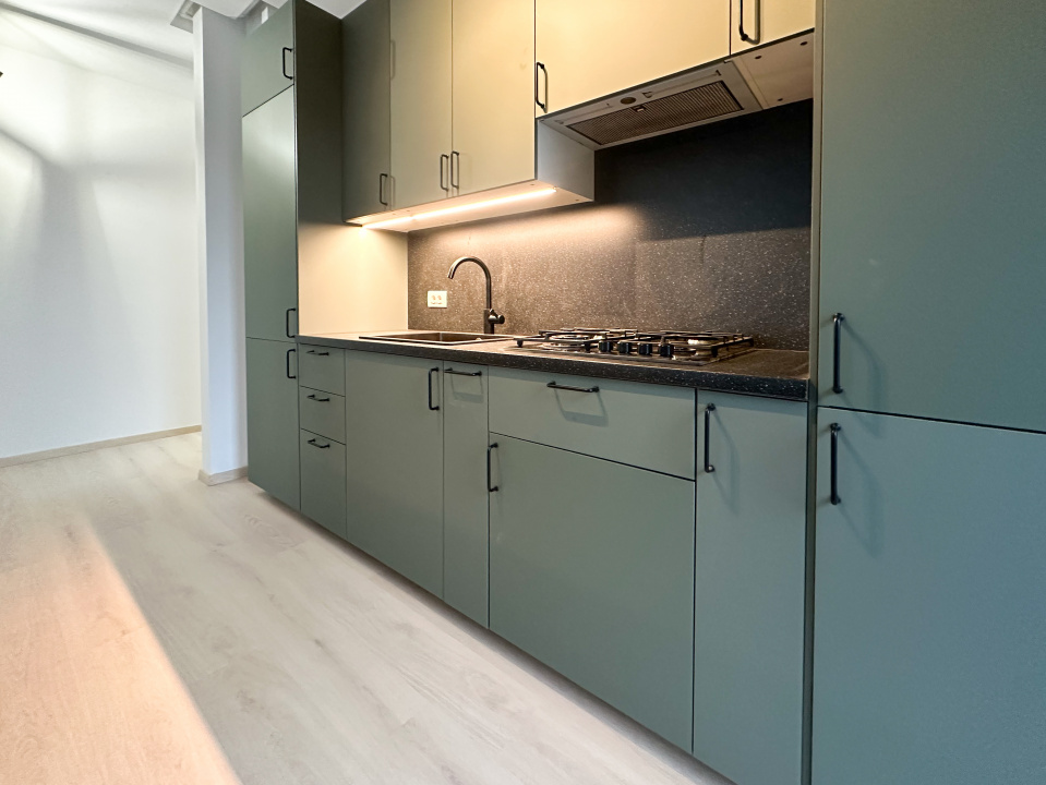 Prima închiriere: Panoramă fără obstacole, 60mp complet echipat