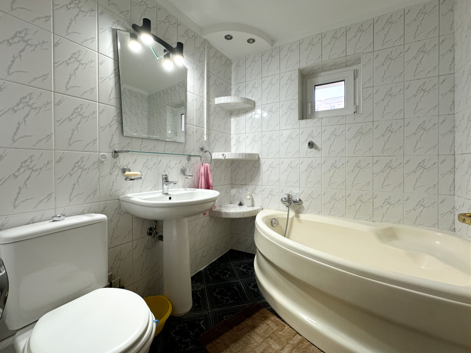 Prestanță în inima capitalei cu vedere la Dâmbovița, langa Metrou