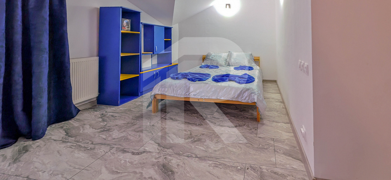 Casă 5 camere renovată 2025, curte+parcare