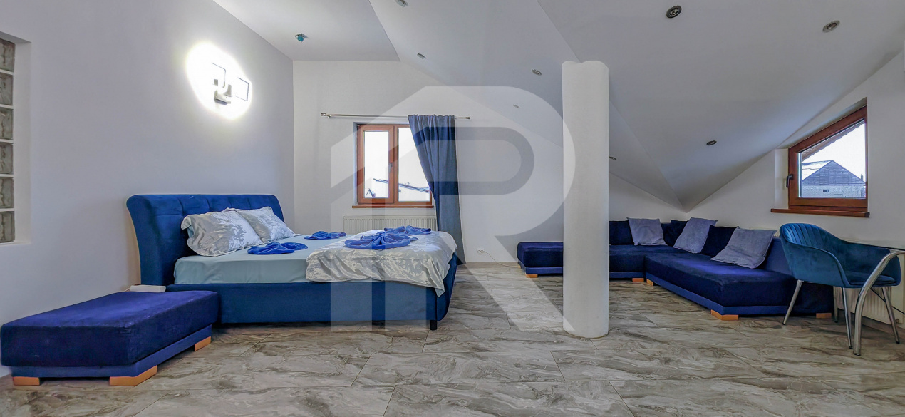 Casă 5 camere renovată 2025, curte+parcare