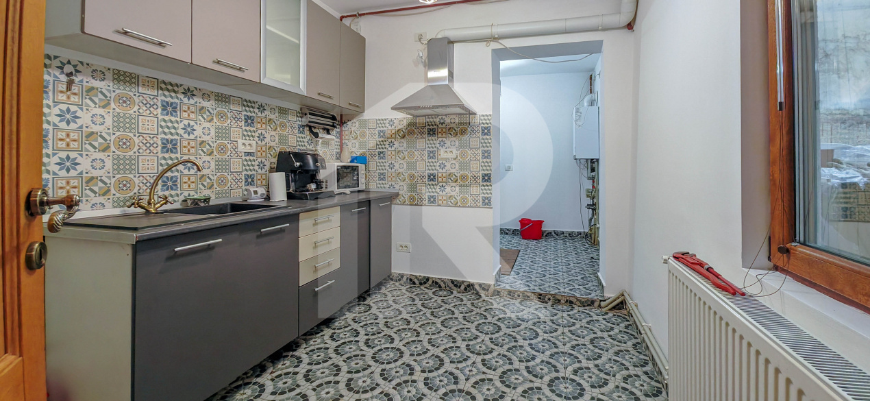 Spațiu Birouri în Casă Renovată 1930 | Basarab - Gara de Nord | 5 Camere + Curte